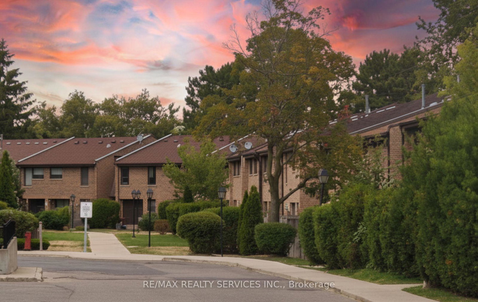 2605-woodchester-drive-mississauga-ontario-w13107576
