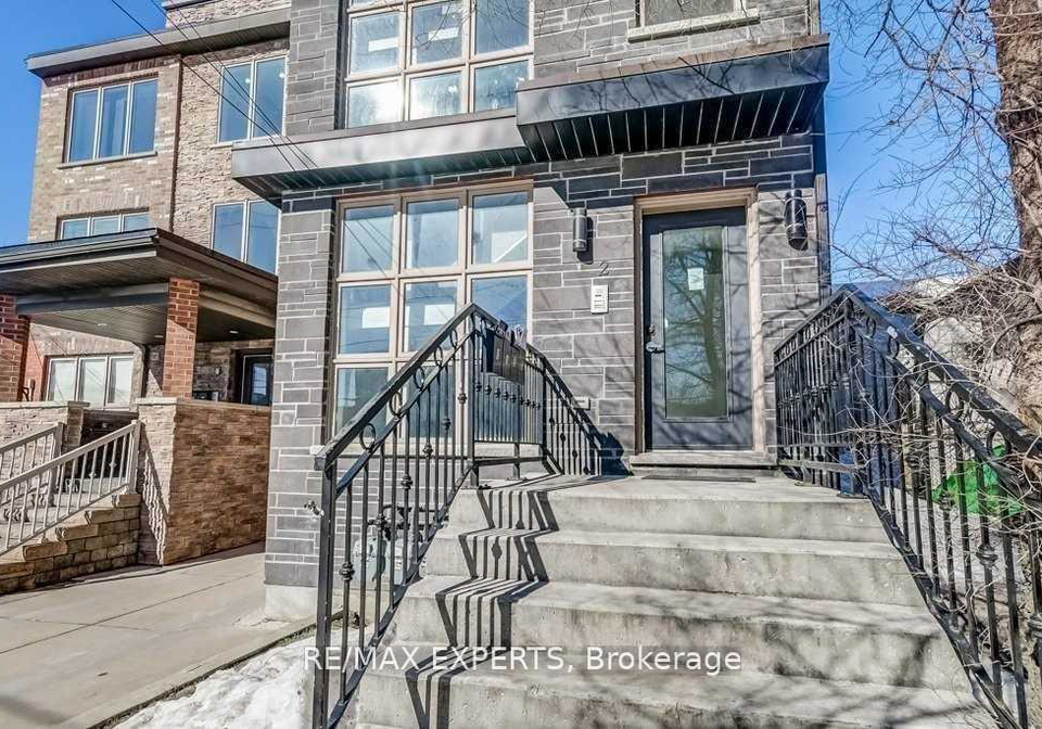 2-hyde-avenue-toronto-ontario-w13107594