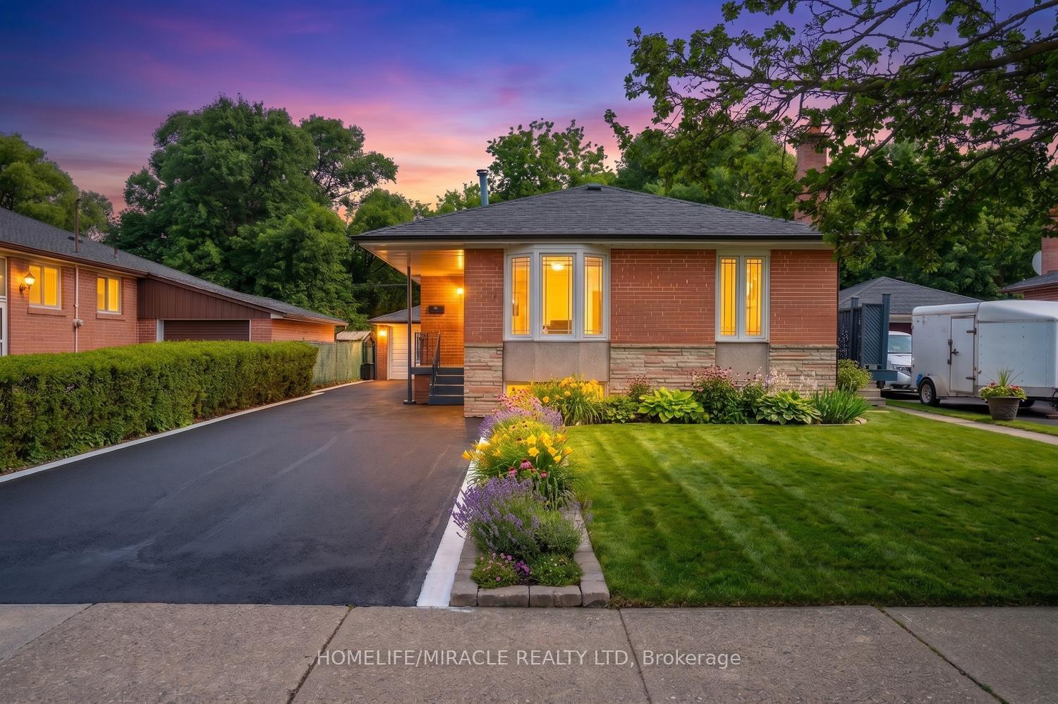 92-taysham-crescent-etobicoke-ontario-w13107720