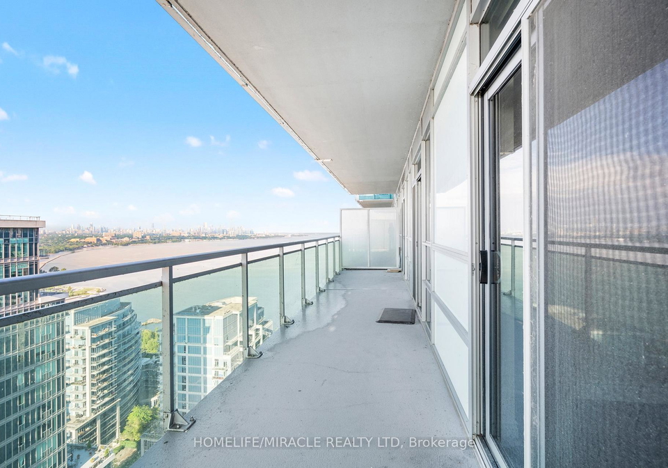 16-brookers-lane-etobicoke-ontario-w13107778