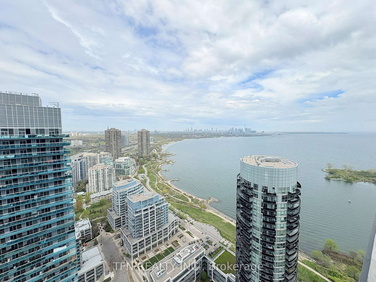 38-annie-craig-drive-etobicoke-ontario-w13107850