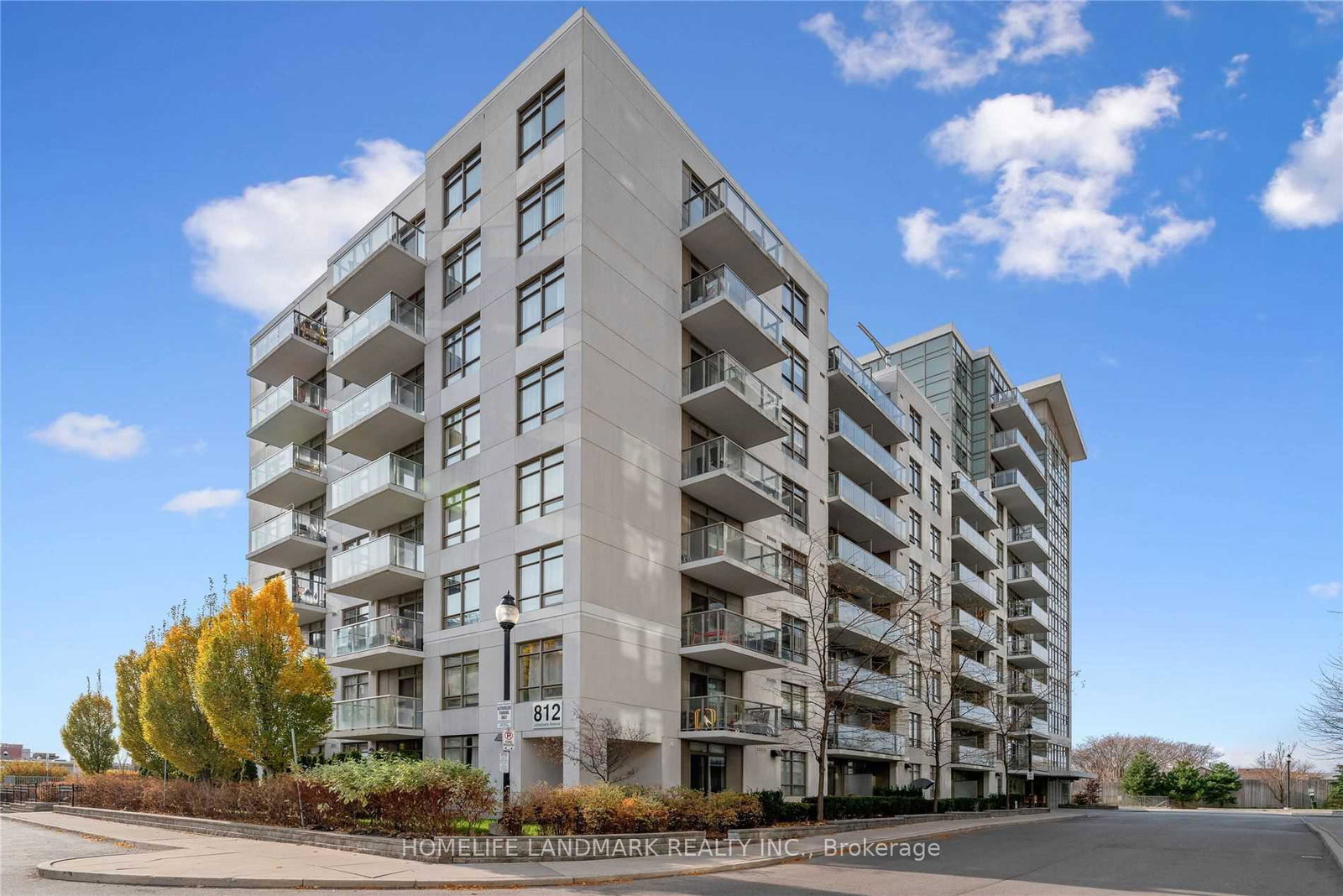 812-lansdowne-avenue-toronto-ontario-w13107852