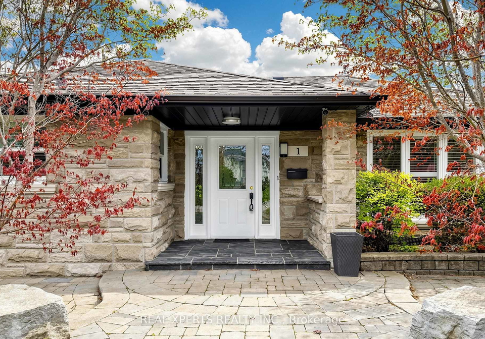 103-aura-lea-boulevard-york-ontario-w13107888