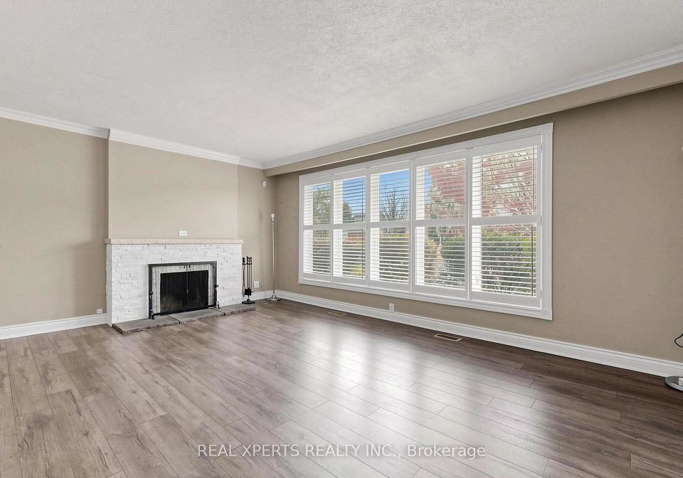 103-aura-lea-boulevard-york-ontario-w13107888