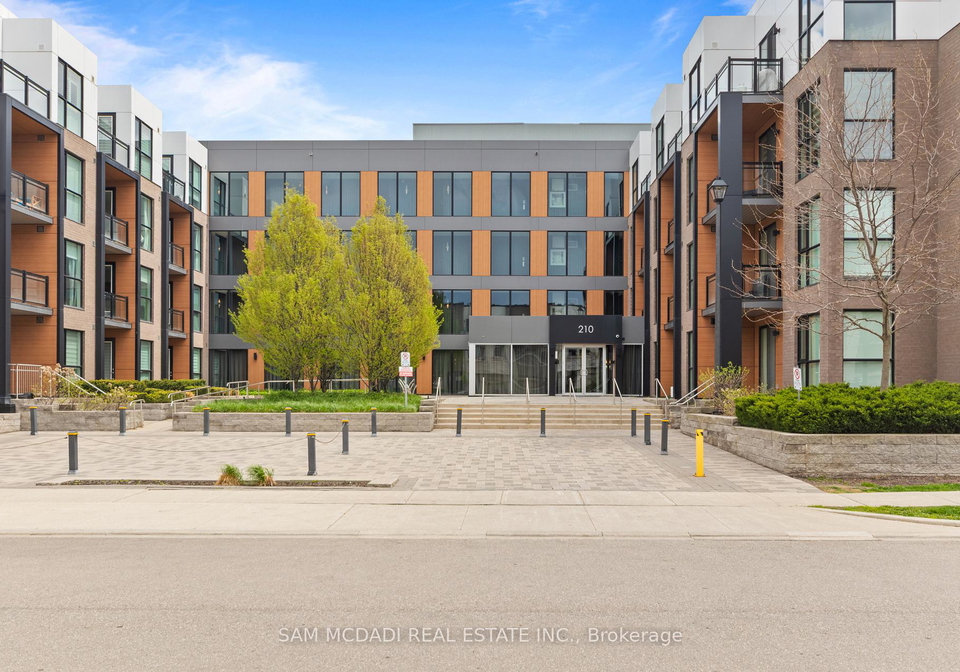 210-sabina-drive-e-oakville-ontario-w13108018