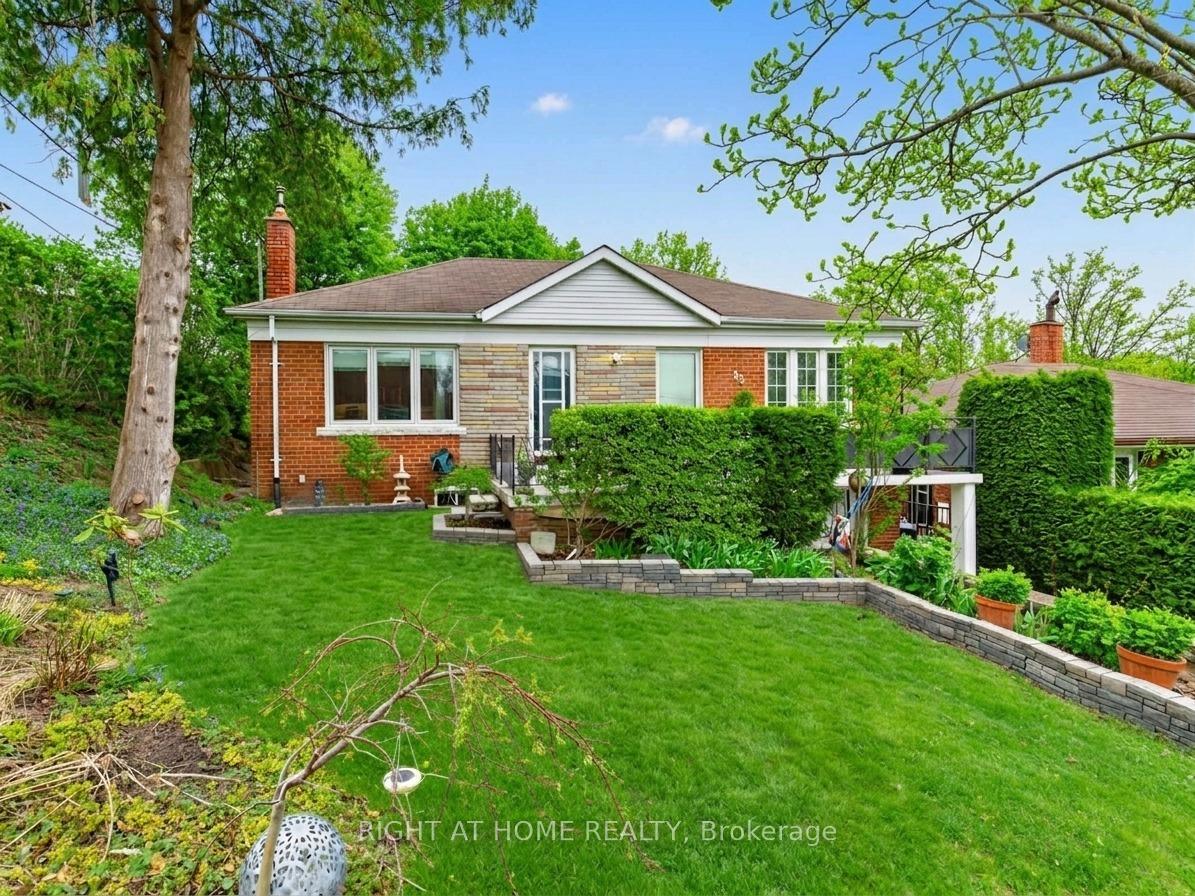 85-flamborough-drive-north-york-ontario-w13108092