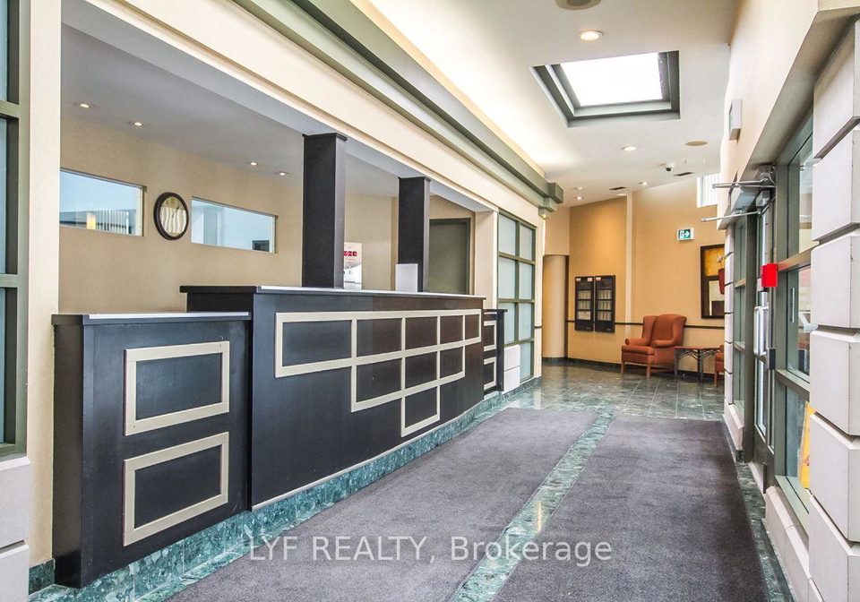 4185-shipp-drive-mississauga-ontario-w13108114