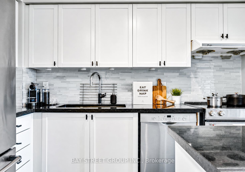 55-strathaven-drive-mississauga-ontario-w13108162