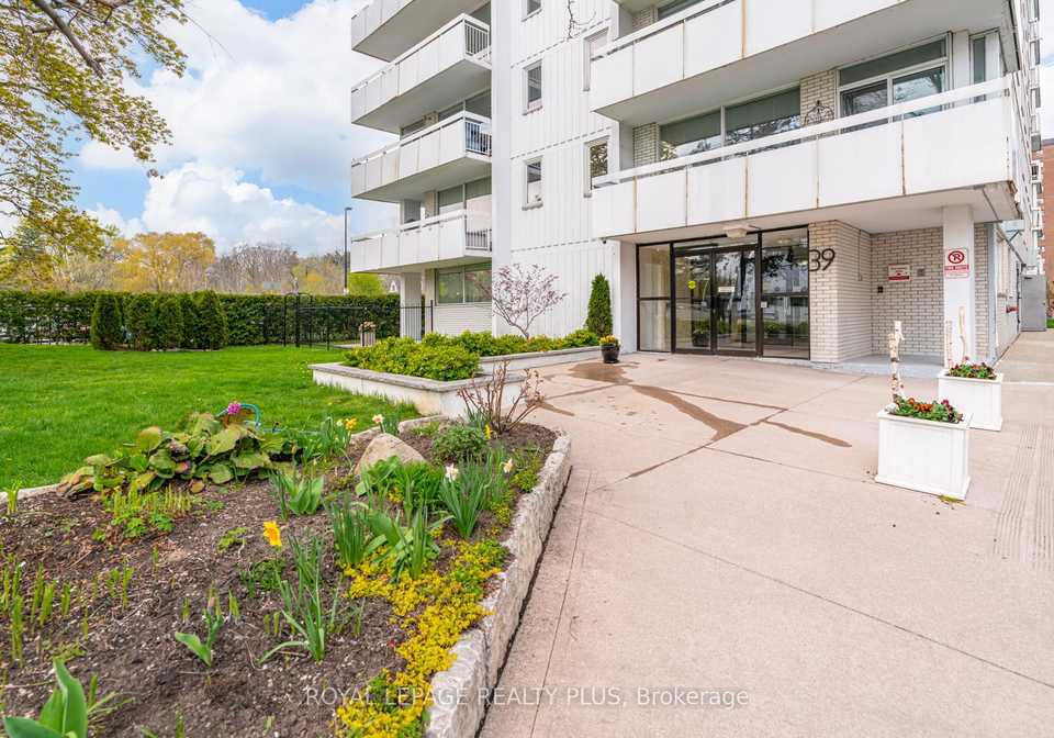 39-stavebank-road-mississauga-ontario-w13108338