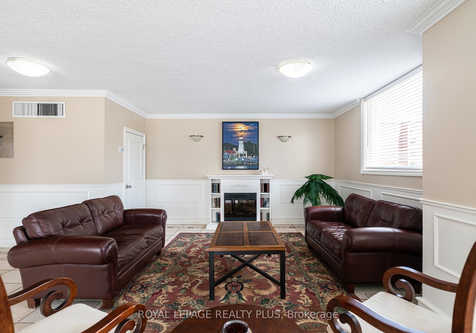 39-stavebank-road-mississauga-ontario-w13108338