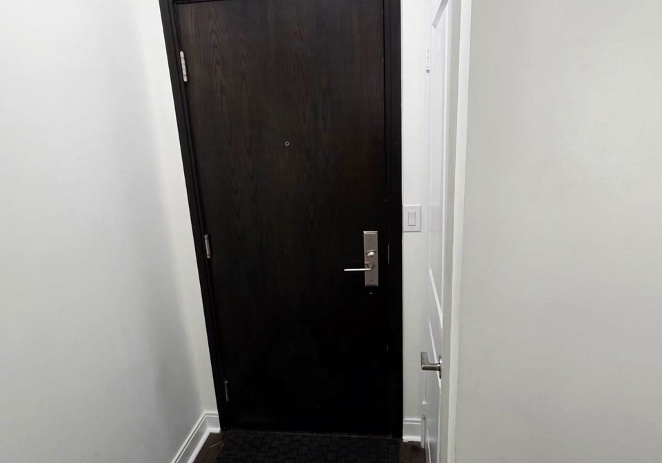 80-absolute-avenue-mississauga-ontario-w13108342
