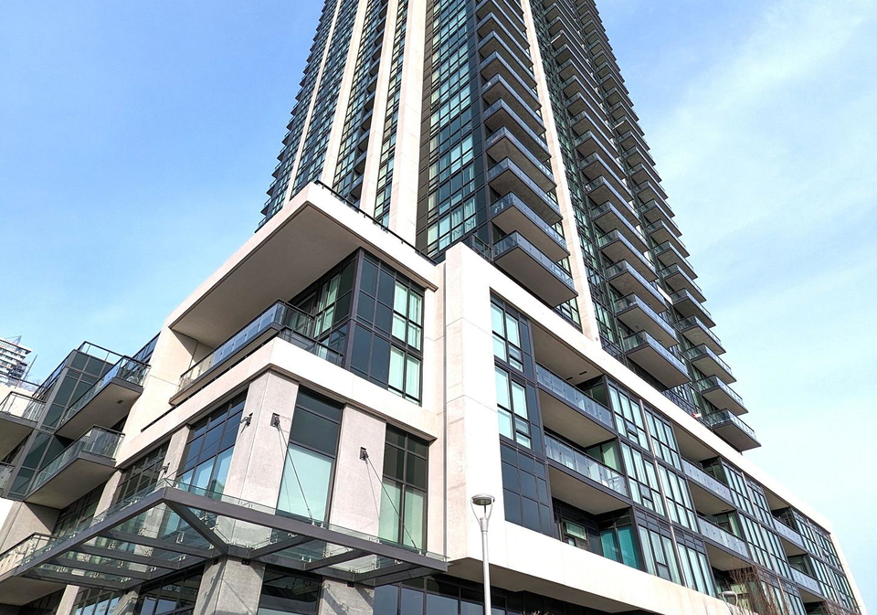 3975-grand-park-drive-mississauga-ontario-w13108348