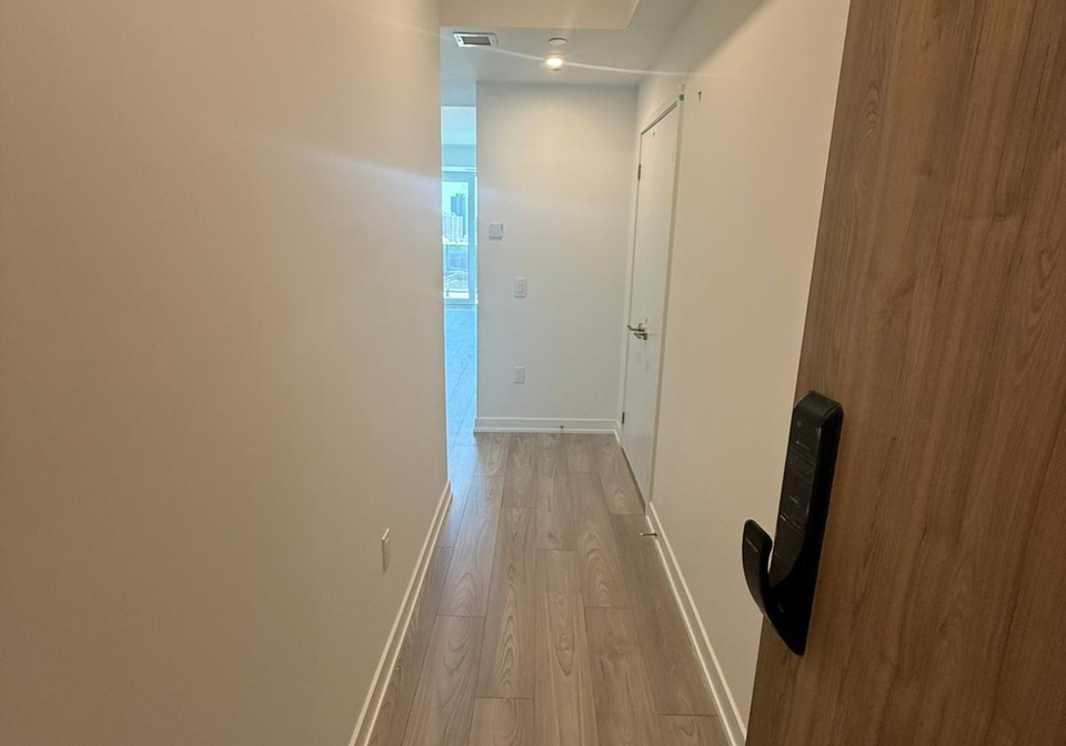 1-fairview-road-mississauga-ontario-w13108542