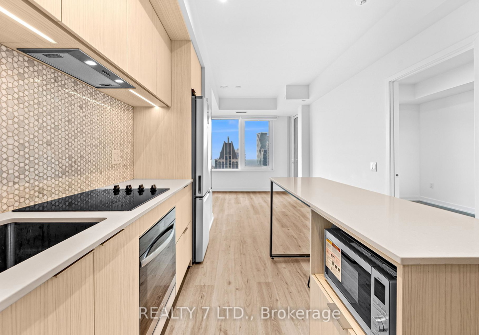 395-square-one-drive-mississauga-ontario-w13108624