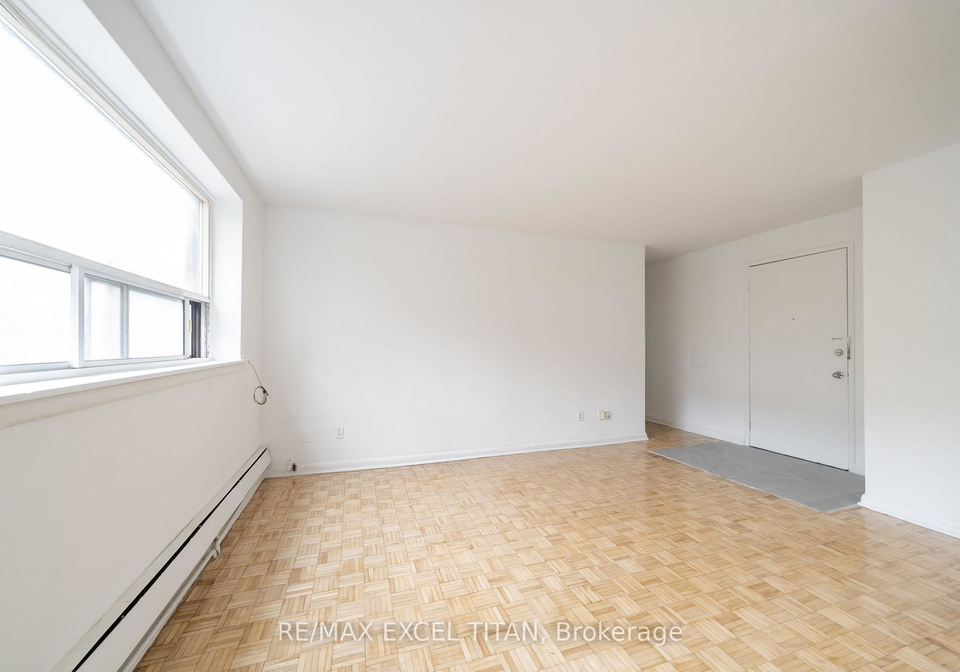 4-hill-heights-road-etobicoke-ontario-w13108654