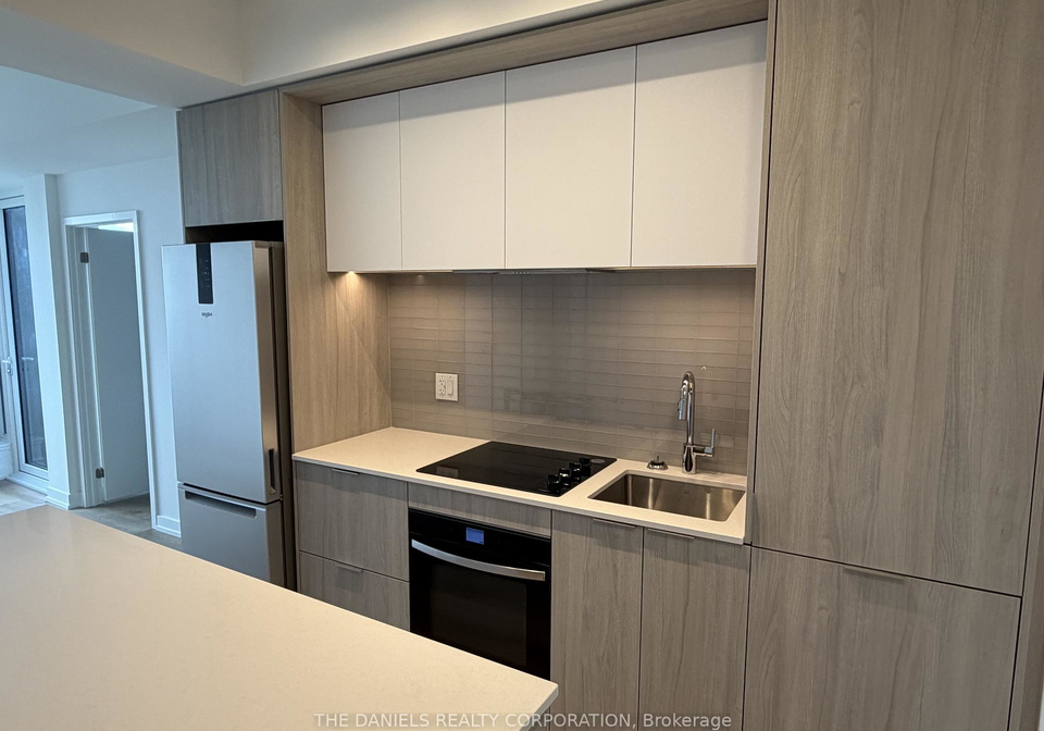 395-square-one-drive-mississauga-ontario-w13108788
