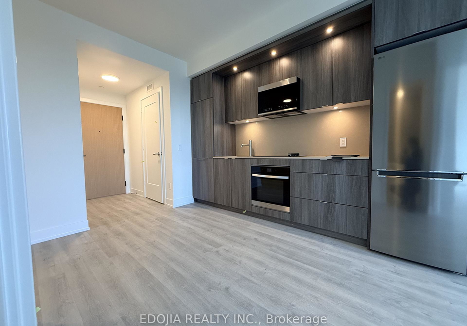 60-central-park-roadway-etobicoke-ontario-w13108870