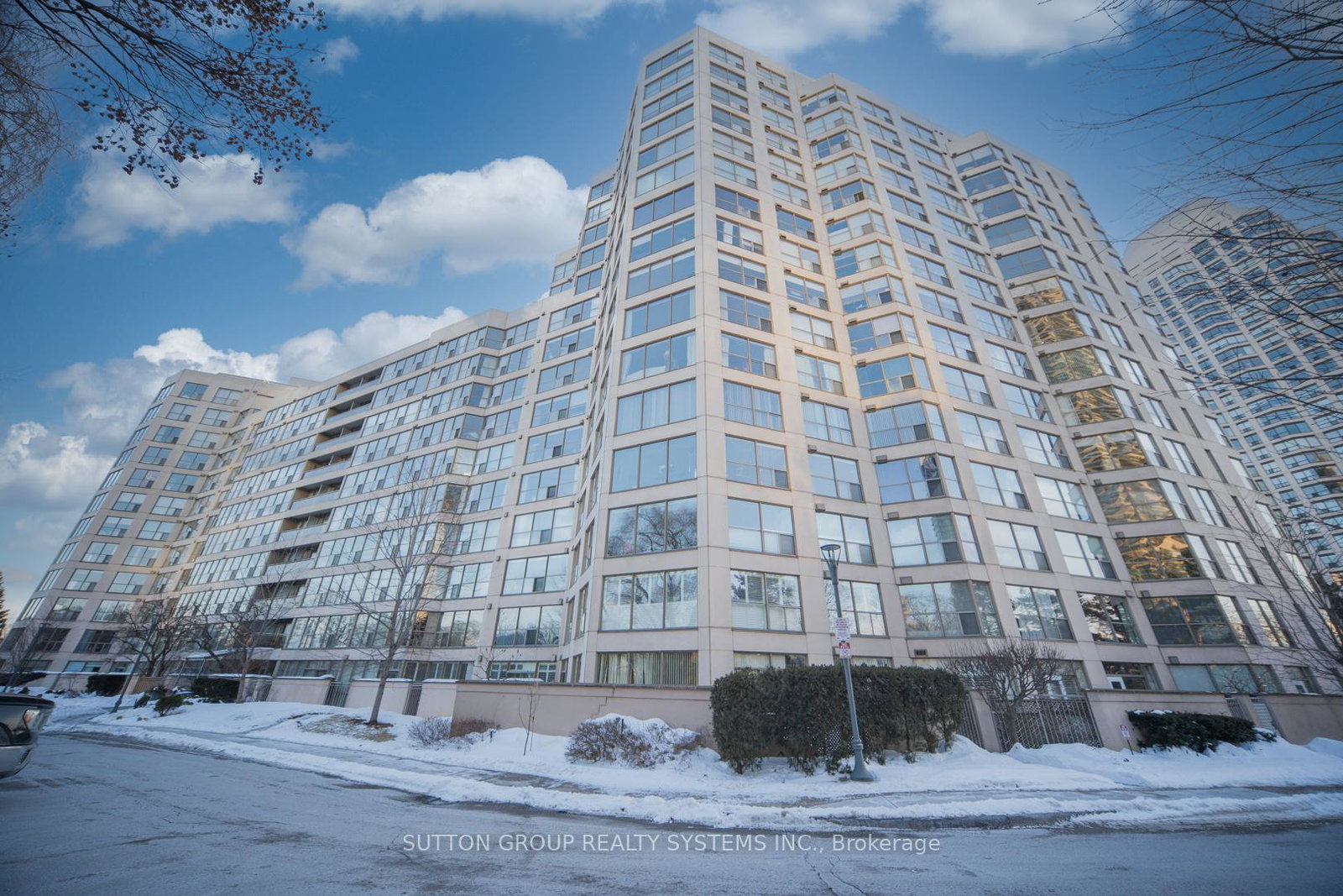 2261-lakeshore-boulevard-w-etobicoke-ontario-w13108948