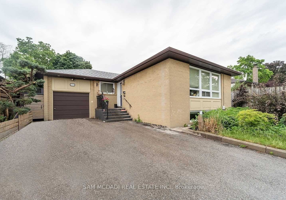 2588-lundigan-drive-mississauga-ontario-w13108954