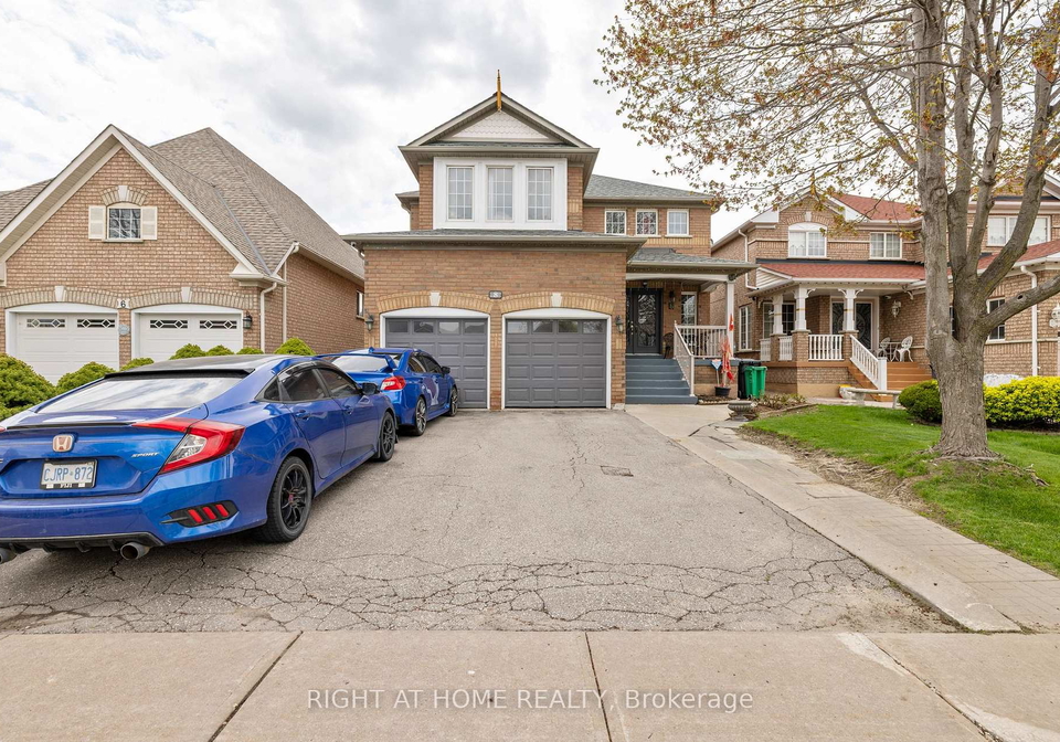 8-fletchers-creek-boulevard-brampton-ontario-w13108962