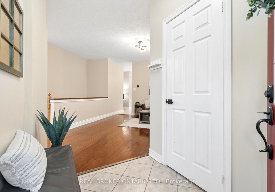 27-spruce-boulevard-halton-hills-ontario-w13109298