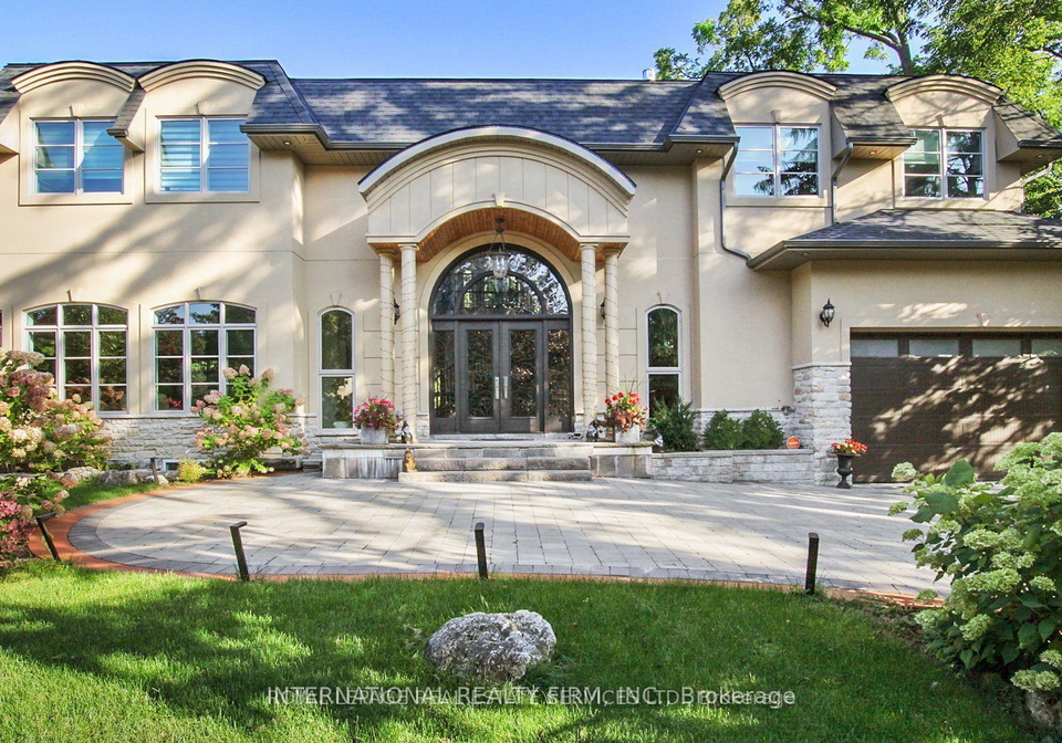 1286-cambridge-drive-oakville-ontario-w13109494