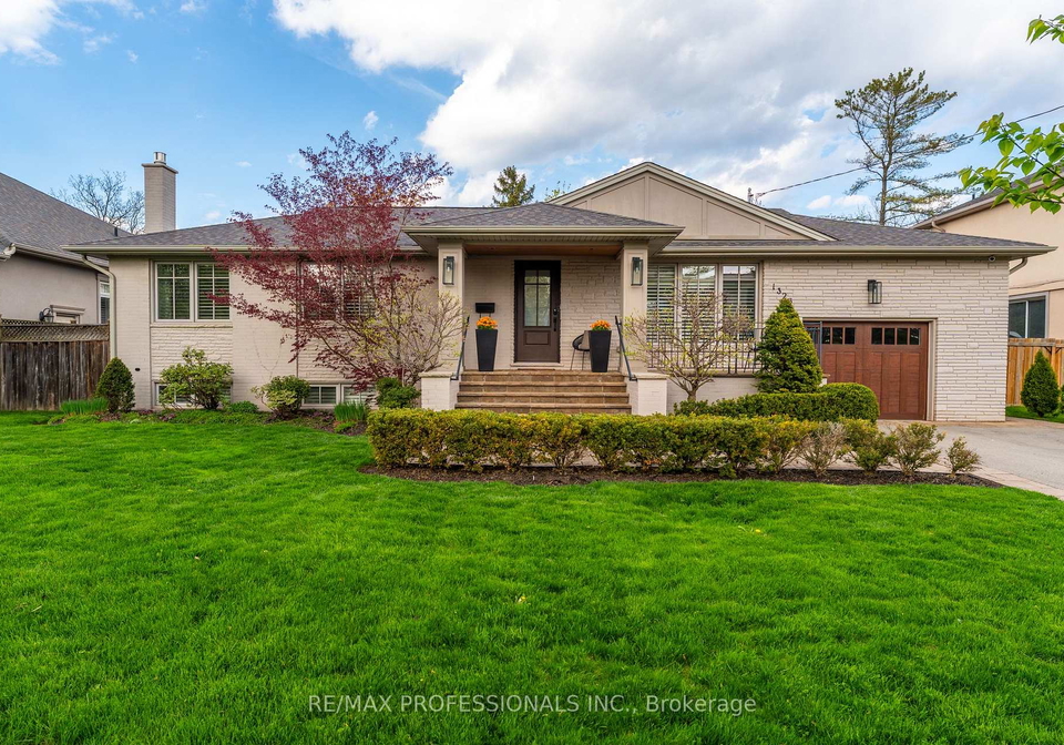 1326-stanbury-road-oakville-ontario-w13109662