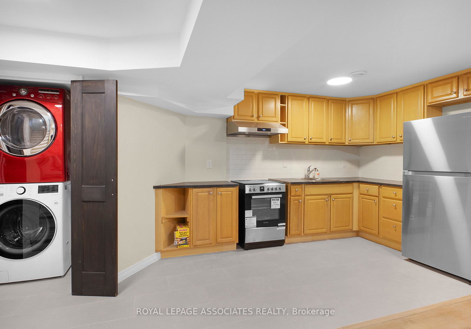 6120-clover-ridge-crescent-mississauga-ontario-w13109710