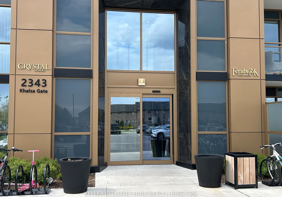 2343-khalsa-gate-oakville-ontario-w13109712