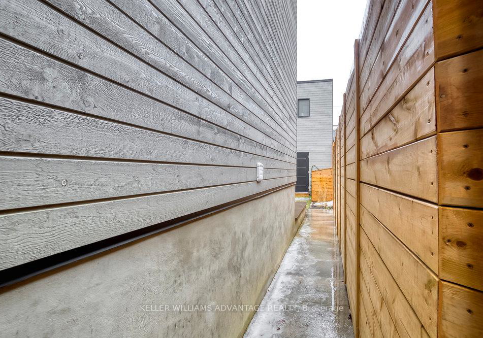 325-perth-avenue-toronto-ontario-w13109828