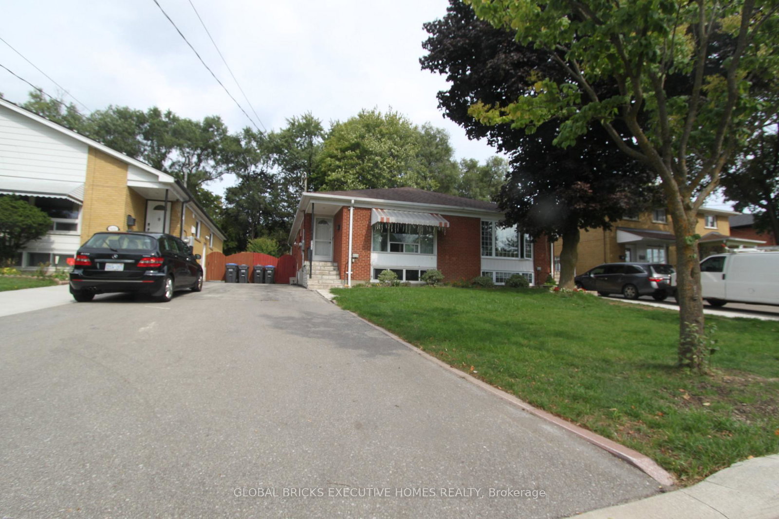 3653-anniversary-lower-road-mississauga-ontario-w13109840