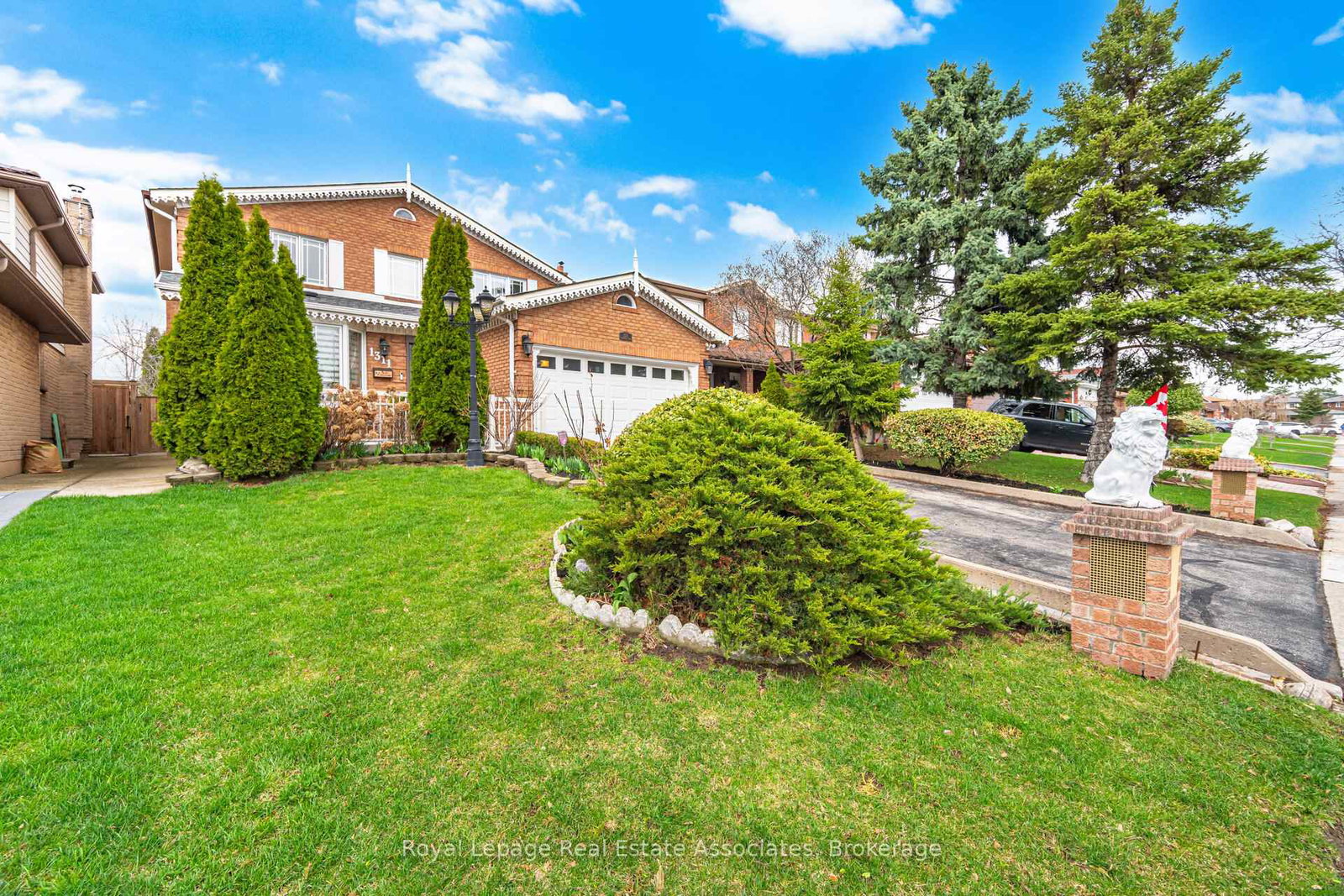 1311-underwood-drive-mississauga-ontario-w13109896