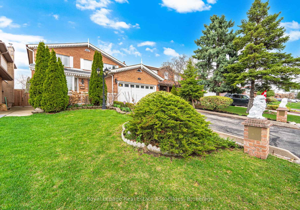 1311-underwood-drive-mississauga-ontario-w13109896