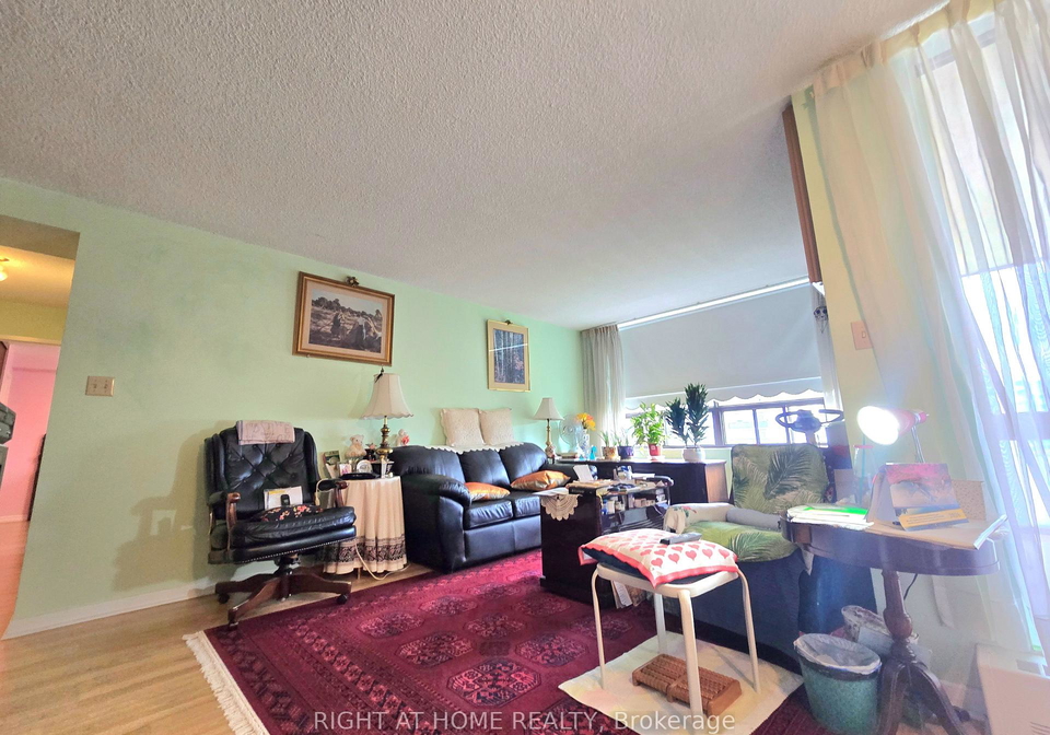 2542-argyle-road-mississauga-ontario-w13109954