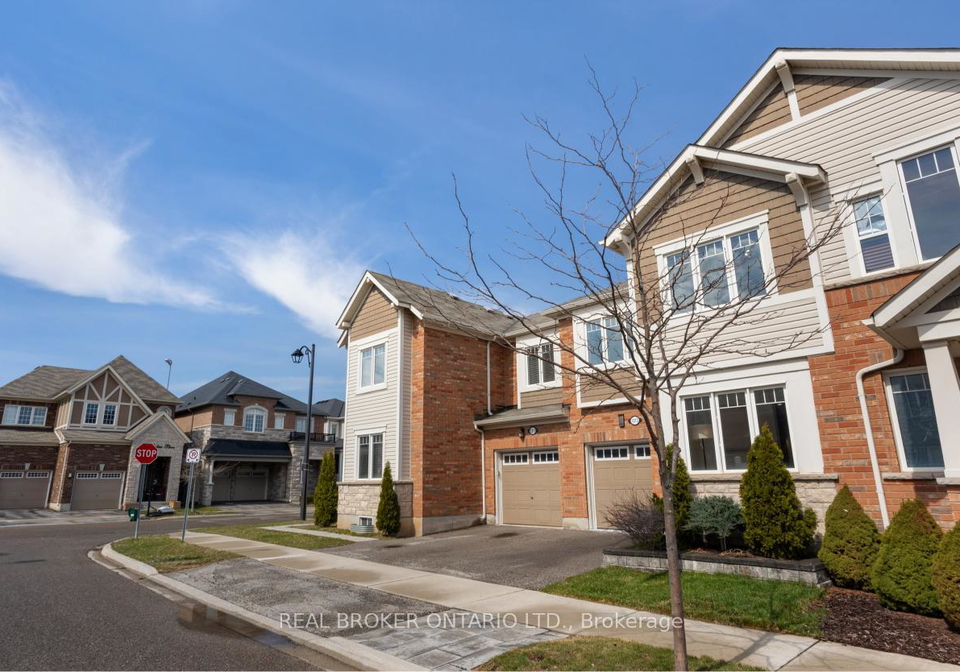 1213-mulroney-heights-milton-ontario-w13110014