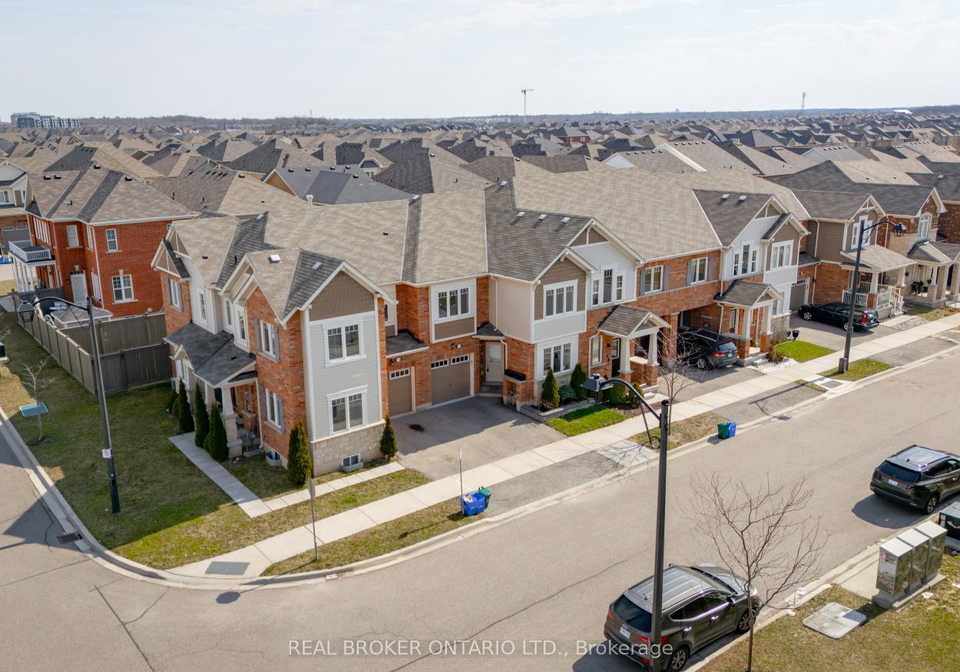 1213-mulroney-heights-milton-ontario-w13110014