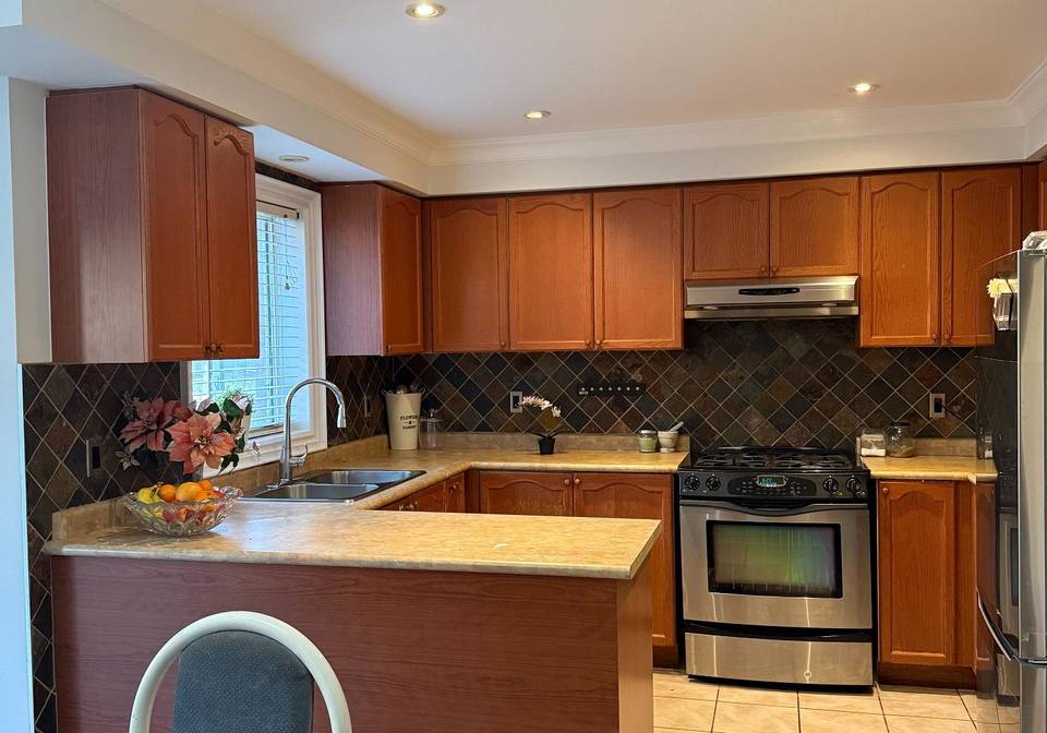 1318-cartmer-way-milton-ontario-w13110290