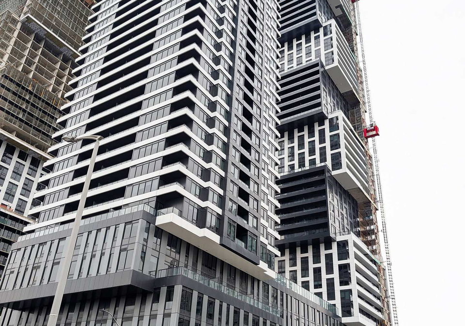 4015-the-exchange-mississauga-ontario-w13110302