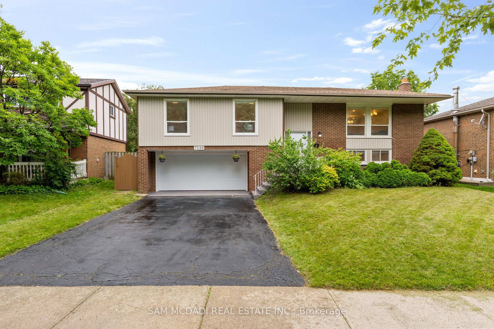 7209-fayette-circle-mississauga-ontario-w13110442