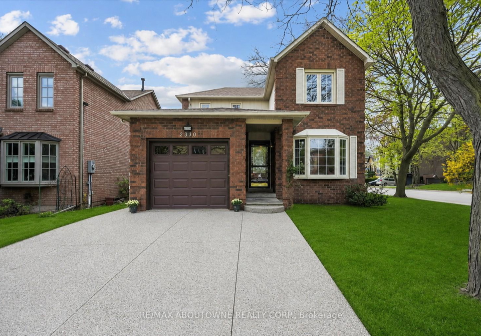 2330-marine-drive-oakville-ontario-w13110560