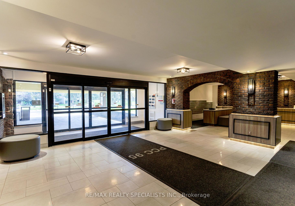 966-inverhouse-drive-mississauga-ontario-w13110690