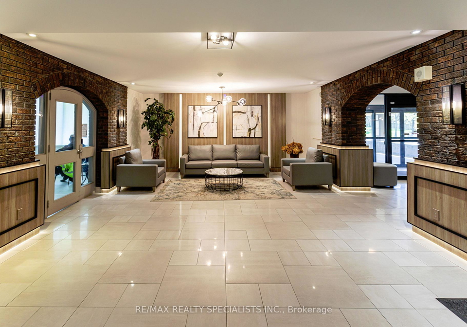 966-inverhouse-drive-mississauga-ontario-w13110690