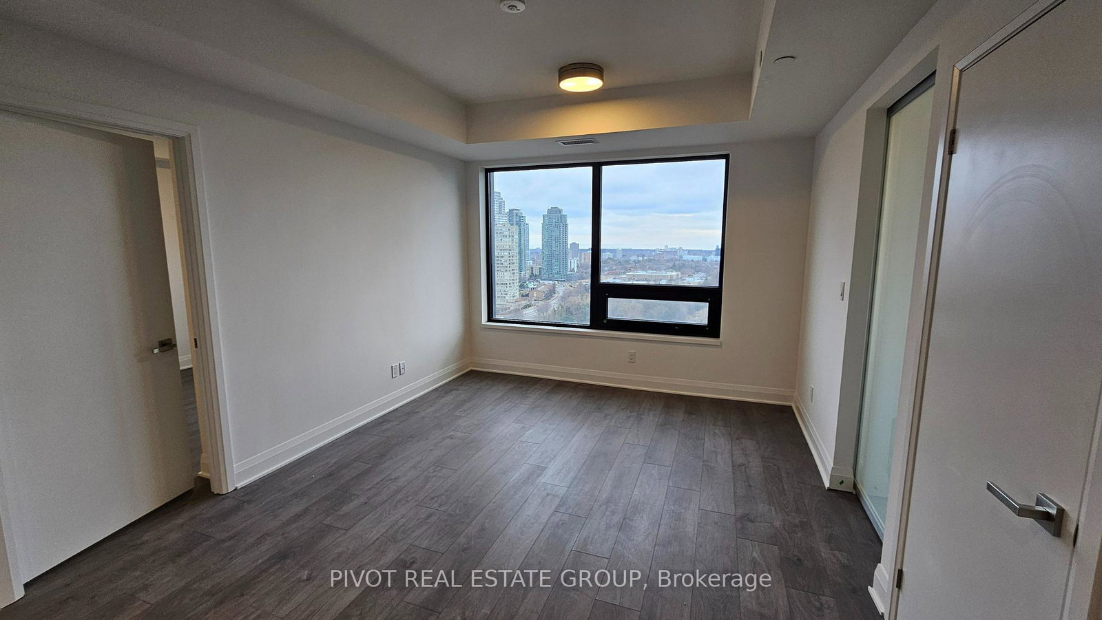 4015-the-exchange-mississauga-ontario-w13110702