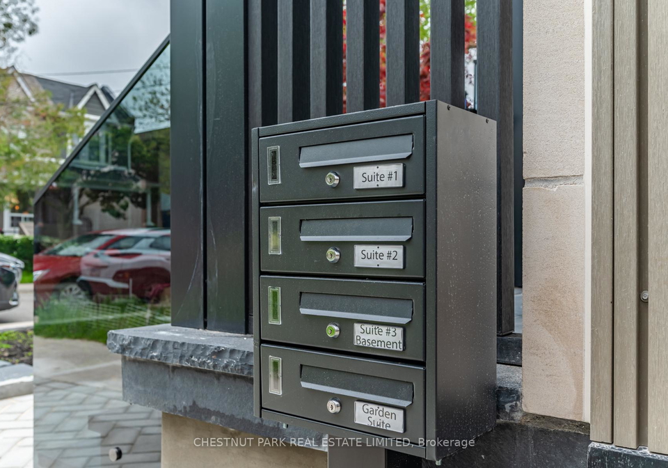 594-concord-avenue-toronto-ontario-w13110824