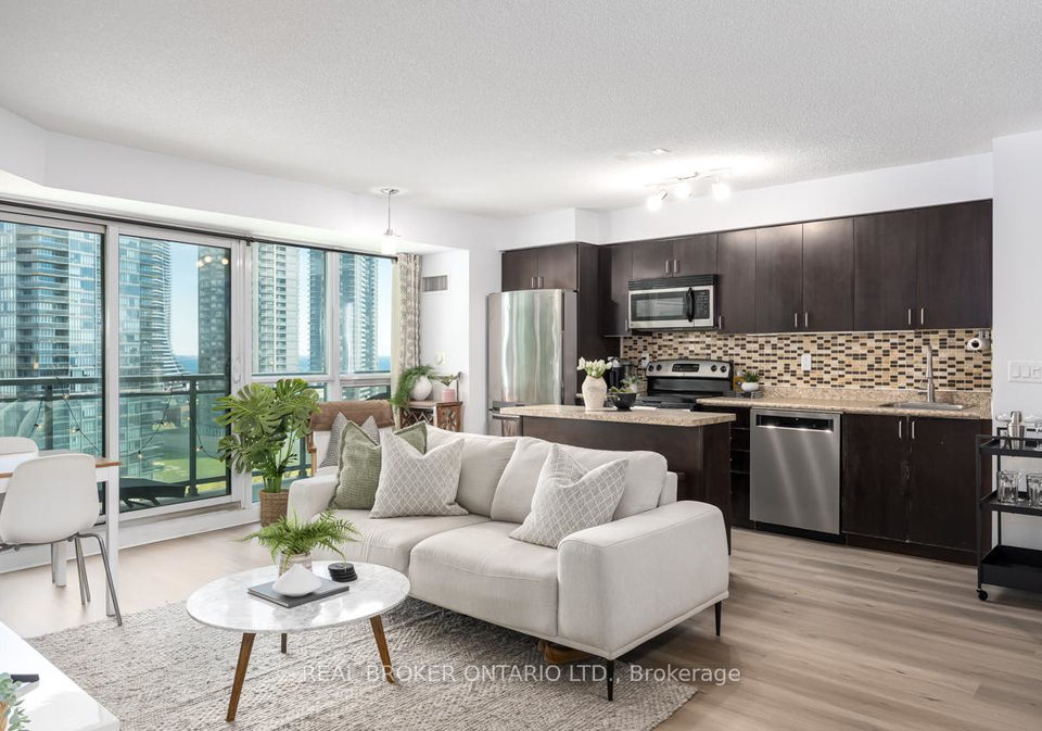 155-legion-road-n-etobicoke-ontario-w13111036