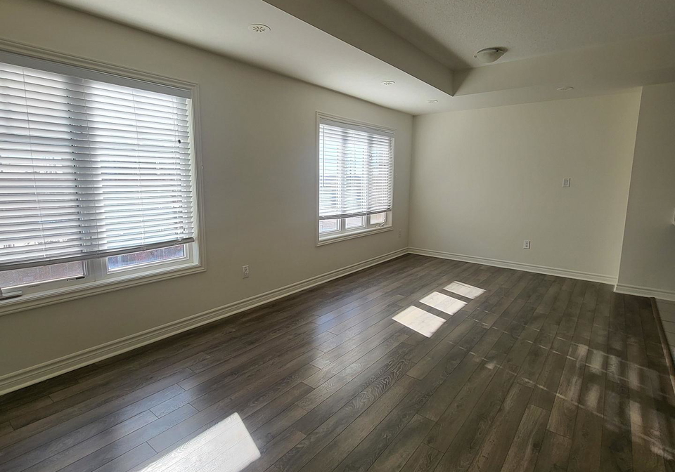 2420-baronwood-drive-oakville-ontario-w13111174
