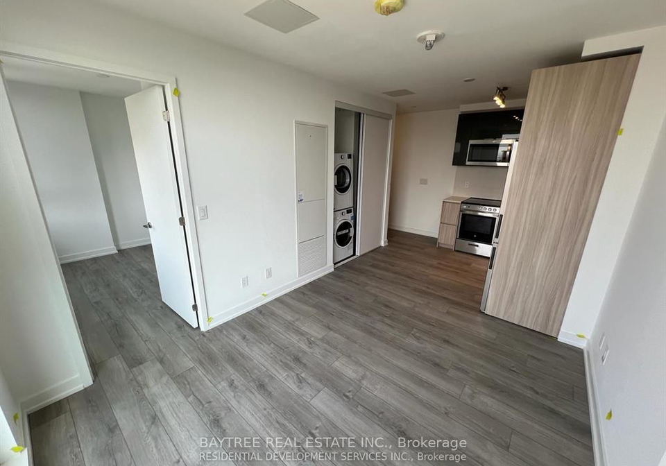 3100-keele-street-york-ontario-w13111394