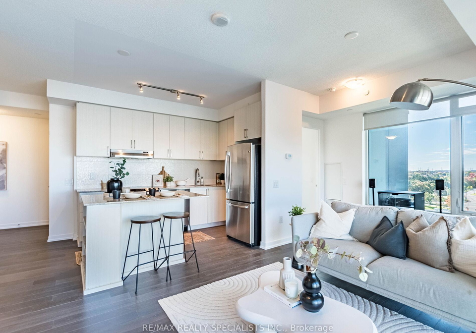 2560-eglinton-avenue-w-mississauga-ontario-w13111400