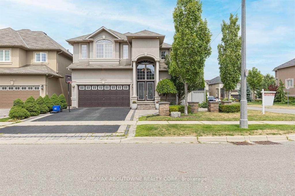 2500-millstone-drive-oakville-ontario-w13111442