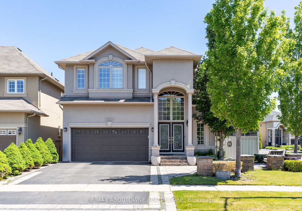 2500-millstone-drive-oakville-ontario-w13111442